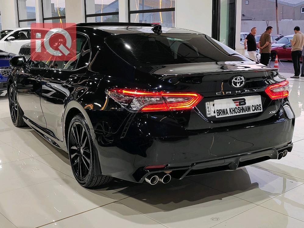 تۆیۆتا کامری